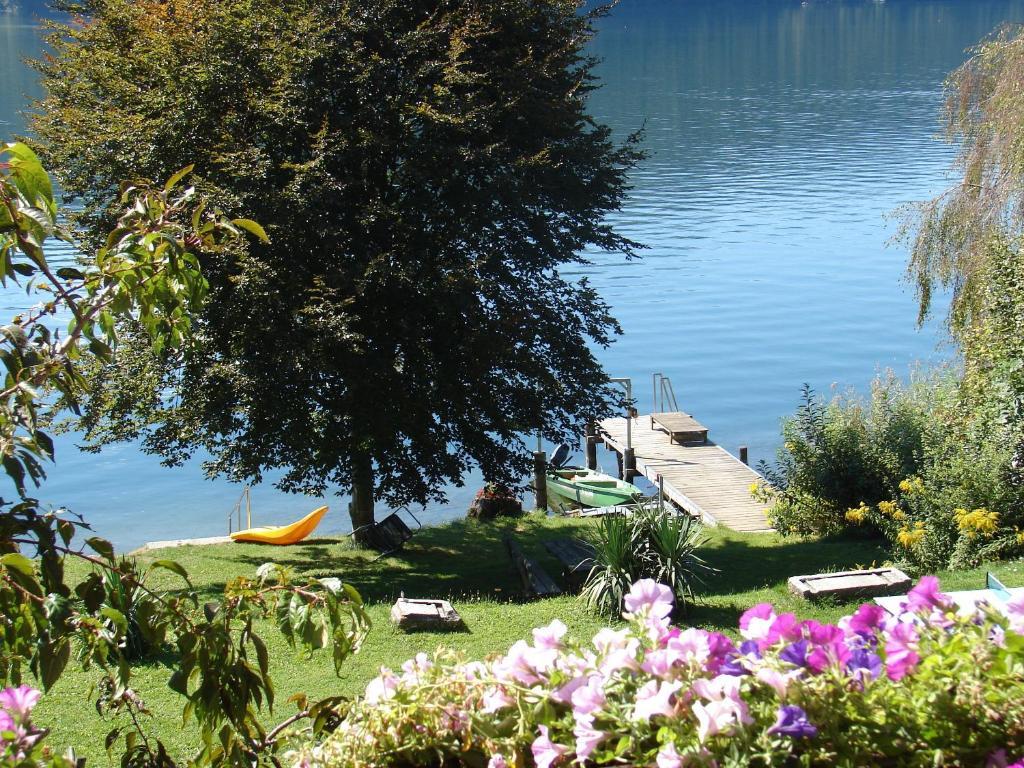Ferienwohnung Moser Am See Millstatt Bilik gambar